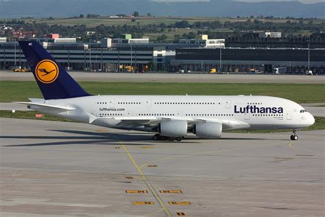 Lufthansa Airbus A380.